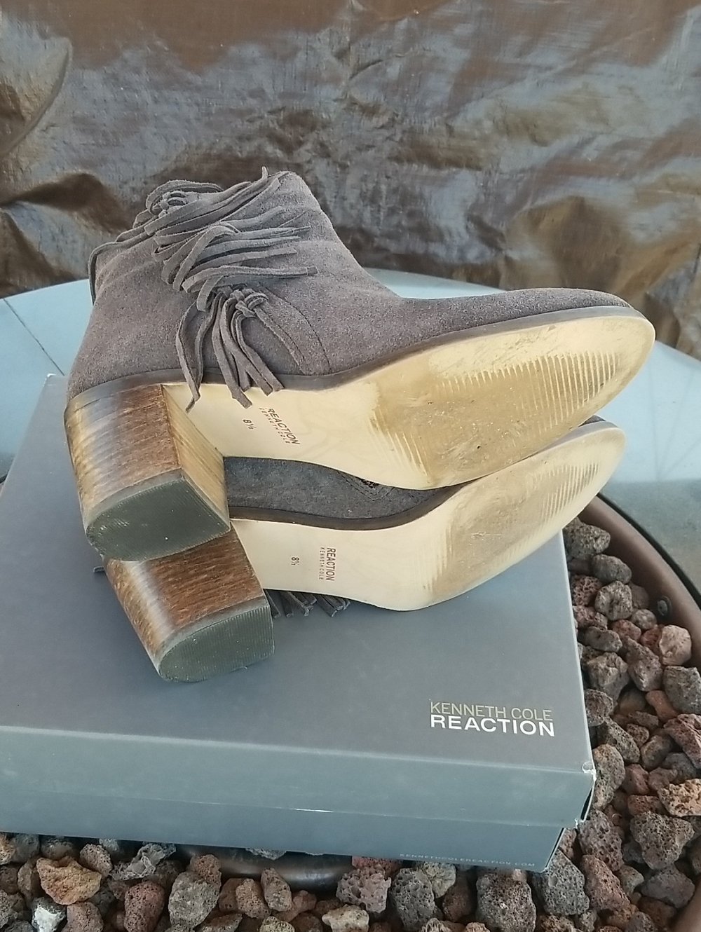 Kenneth Cole Reaction Women's Putty Gray Suede Fringe Ankle Boots - Size  8.5 - Picture 6 of 7